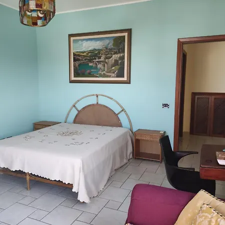 Magnolia Bed & Breakfast *